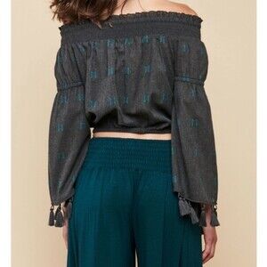 EARTHBOUND Off the Shoulder Tassel Blouse Top‎ Boho Shirt Size LARGE